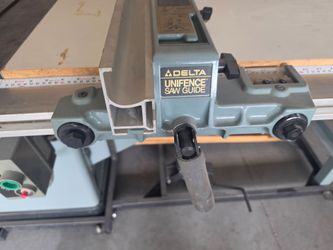 Delta cabinet saw