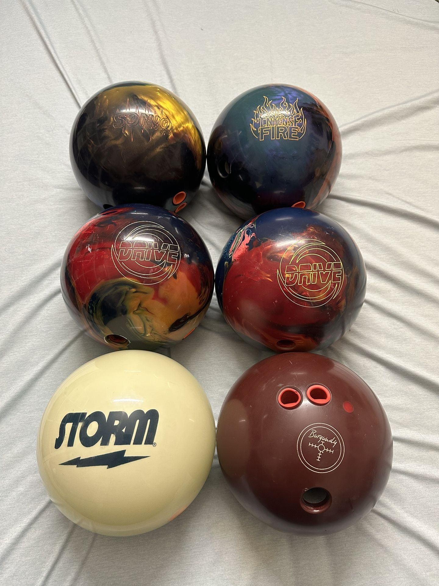 Storm/Hammer bowling balls