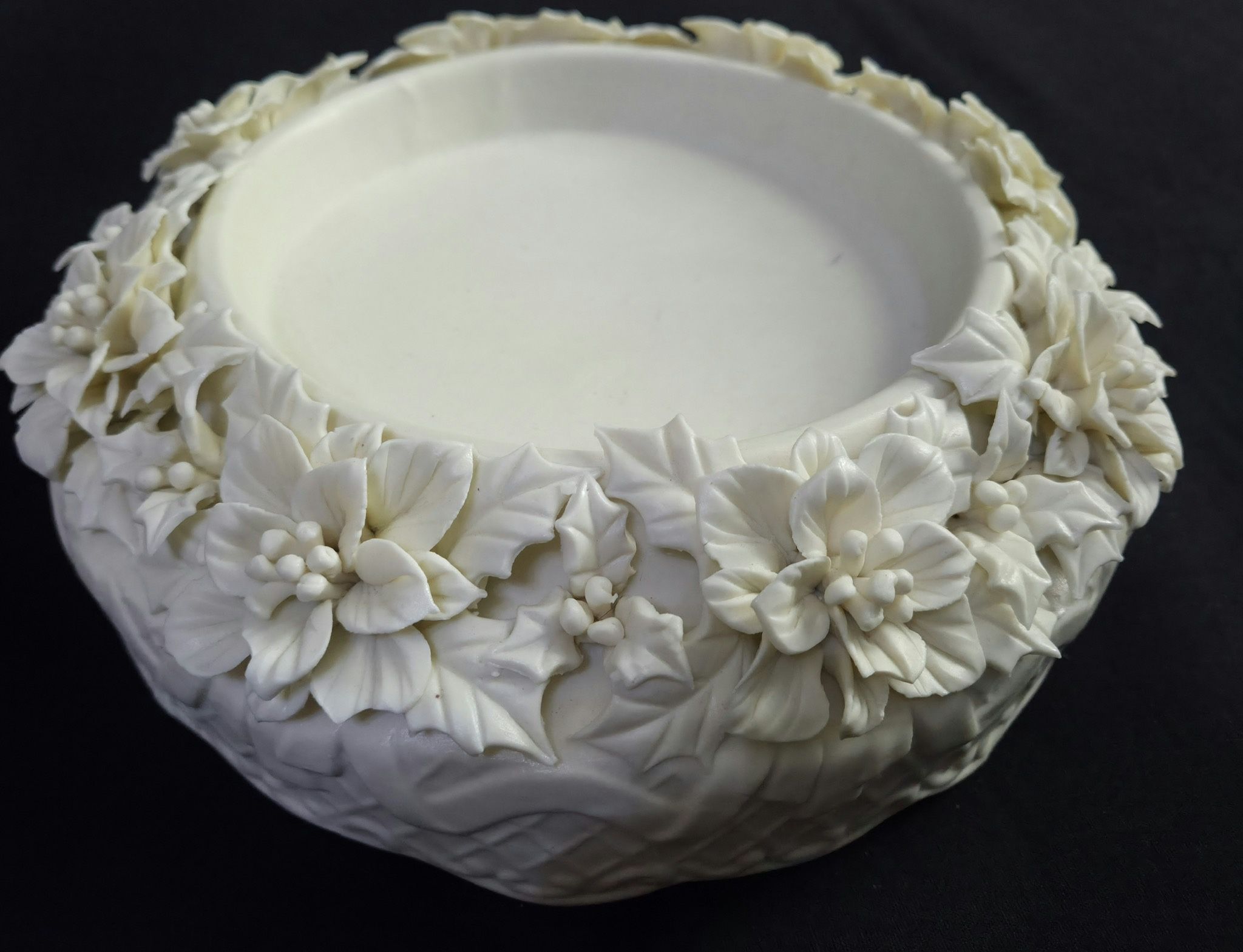 Vtg Ceramic Plant Pot/Candle/Vase Holder  Intricate Design Floral Pattern 10"X4" Erco
