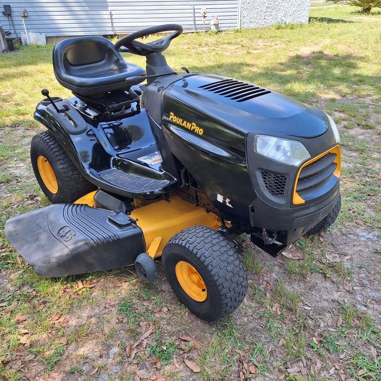 Poulan Pro 46 inch Riding Mower