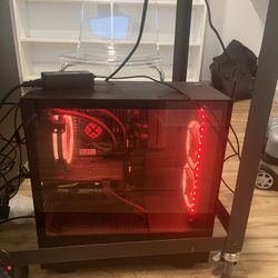 Gaming Computer With Dual Monitor Set Up Key Board Mouse Mic And Camera