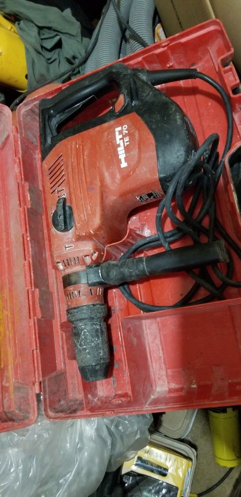 Hilti TE-70 ROTARY HAMER DRILL