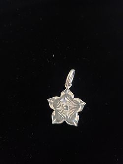 Hawaiian Sterling Silver Flower 3 mm Pendant