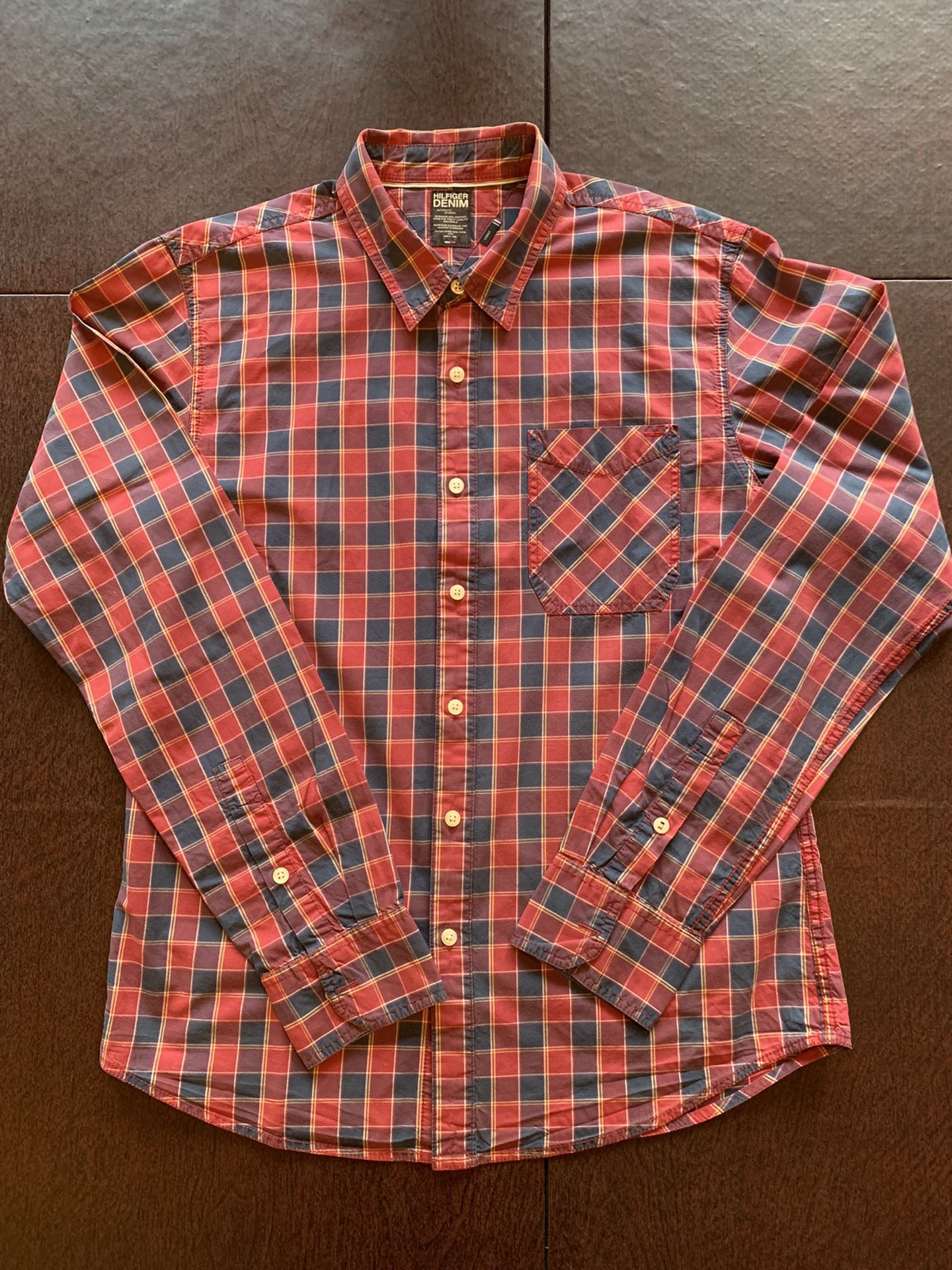  Tommy Hilfiger Denim Plaid Navy Red Long Sleeve Button Up Shirt - Men’s Size L