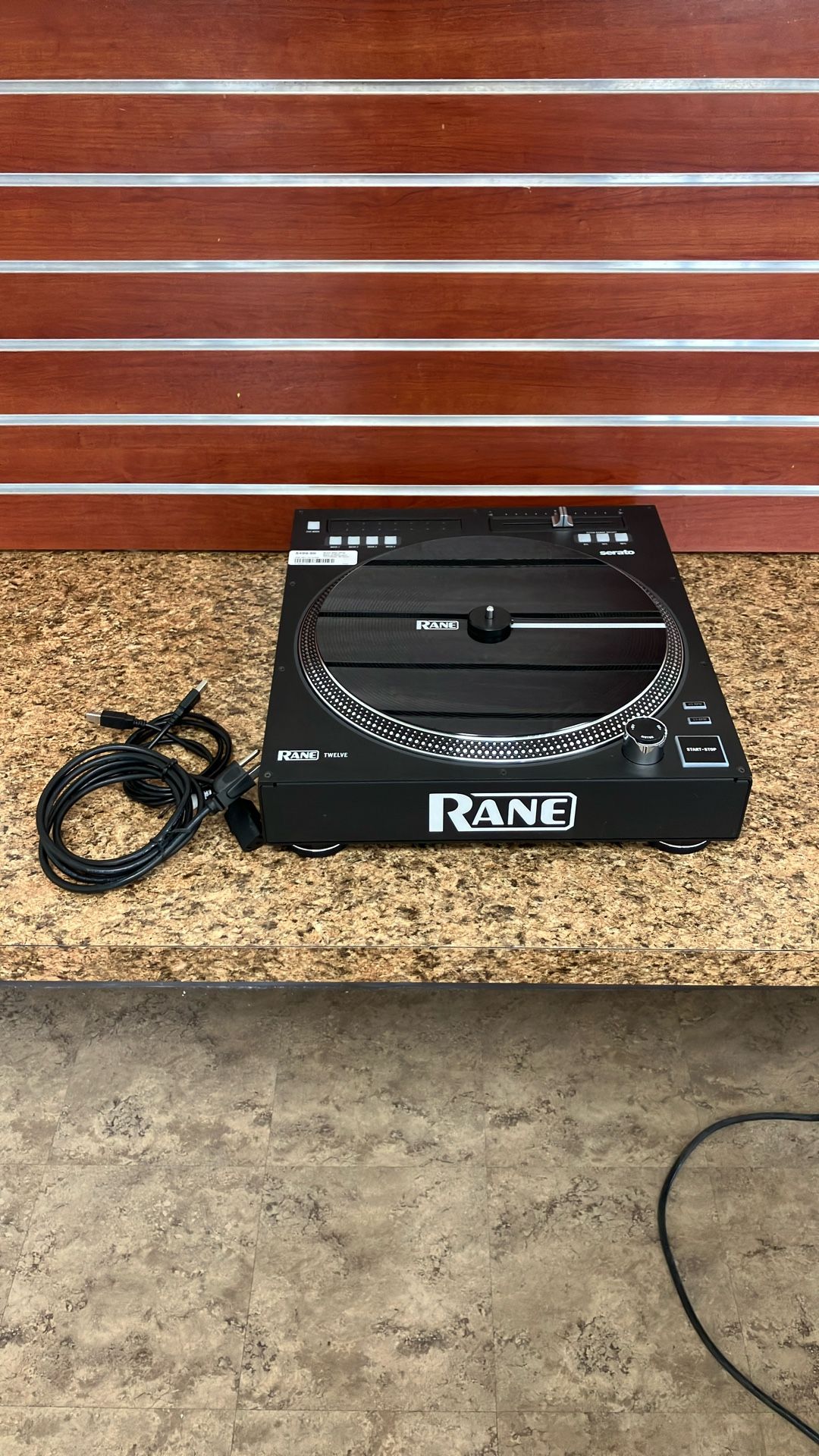 Music Gear Turntable Rane Twelve