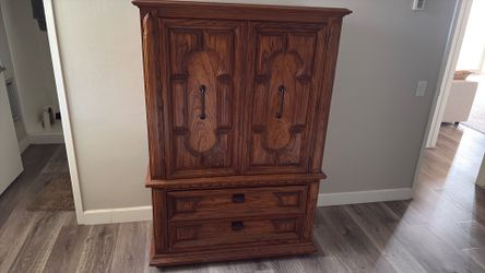 Dresser