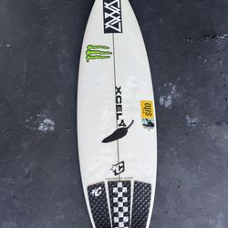 Custom volume II chili surfboard