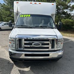 2012 Ford E-350