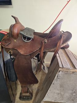 Western Leather Trail Horse Saddle  16