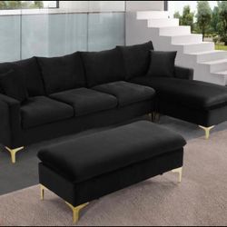 SECTIONAL NEW IN BOX AVAILABLE\\ MUEBLE NUEVO EN SU CCAJA DISPONIBLE