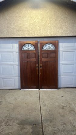 Double entry door