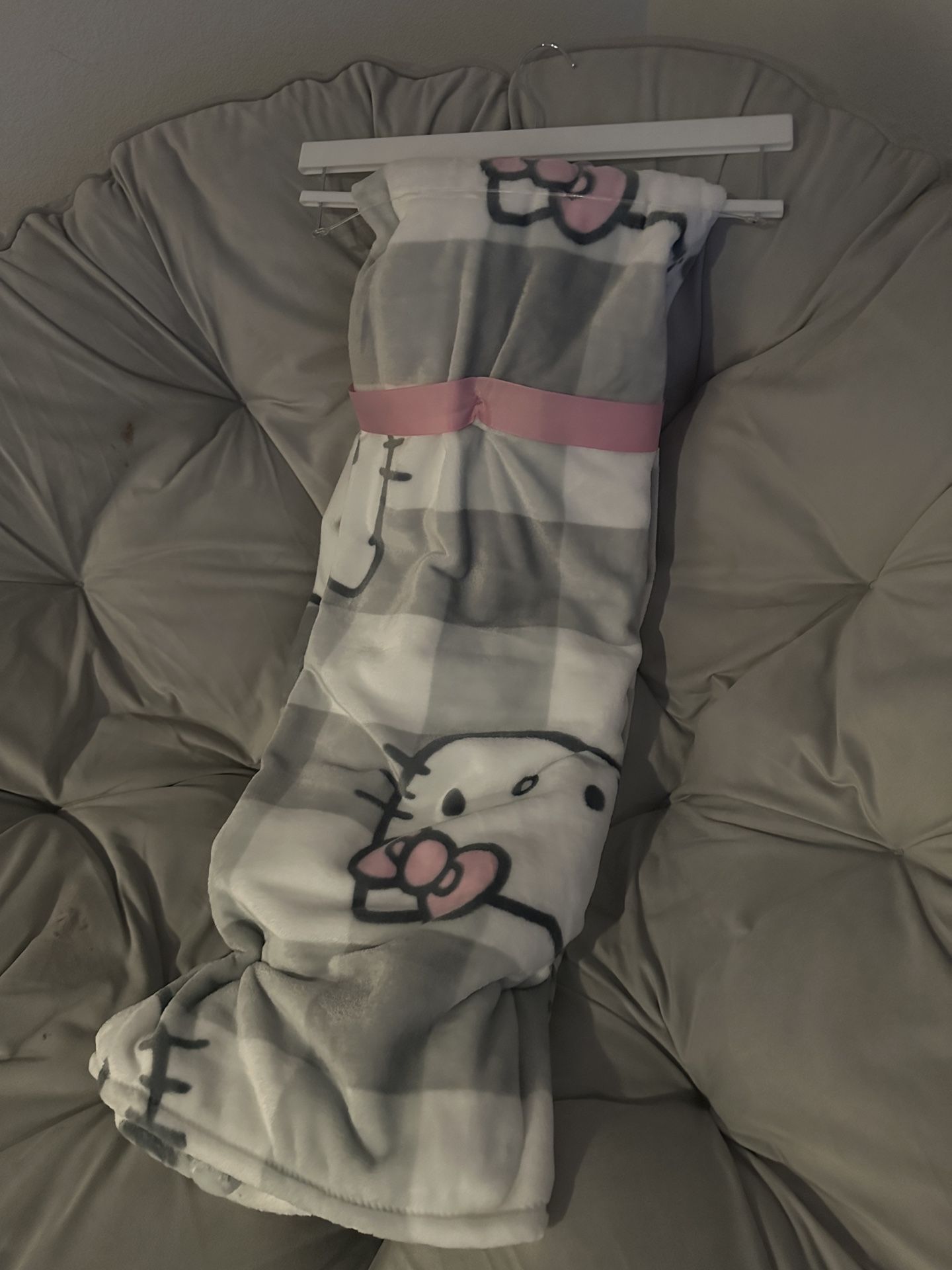 Hello Kitty Blanket 