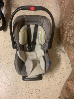 Grayco carseat/baby carrier