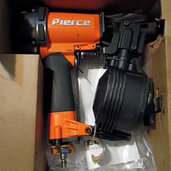 Estoy Vendiendo Esta Pistola De Teja Para Techo Nueva Jalando Al 💯 Pido $150 Dolares O Mejor Oferda