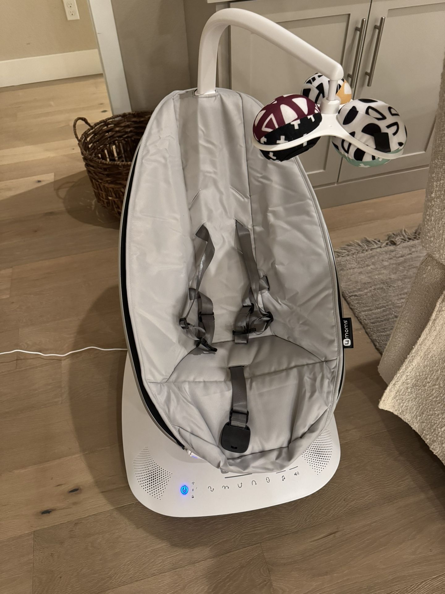 4moms Mamaroo Smart Swing