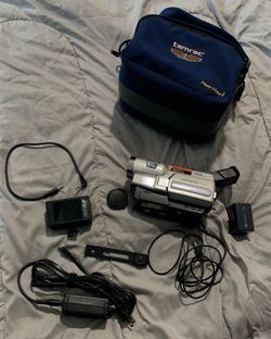 Sony Handycam CCD-TRV318 with Tapeless Setup