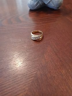 14 Karat Gold / Diamond Men's Ring