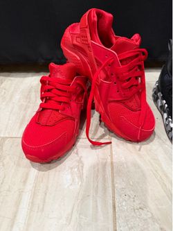 Nike & Adidas & Converse