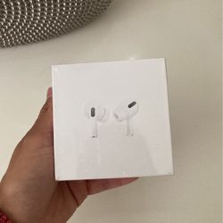 AirPod Pros!!