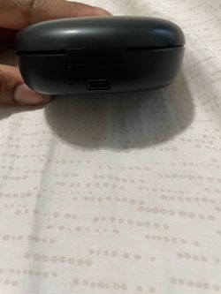 Wireless Earbuds with Charging Case