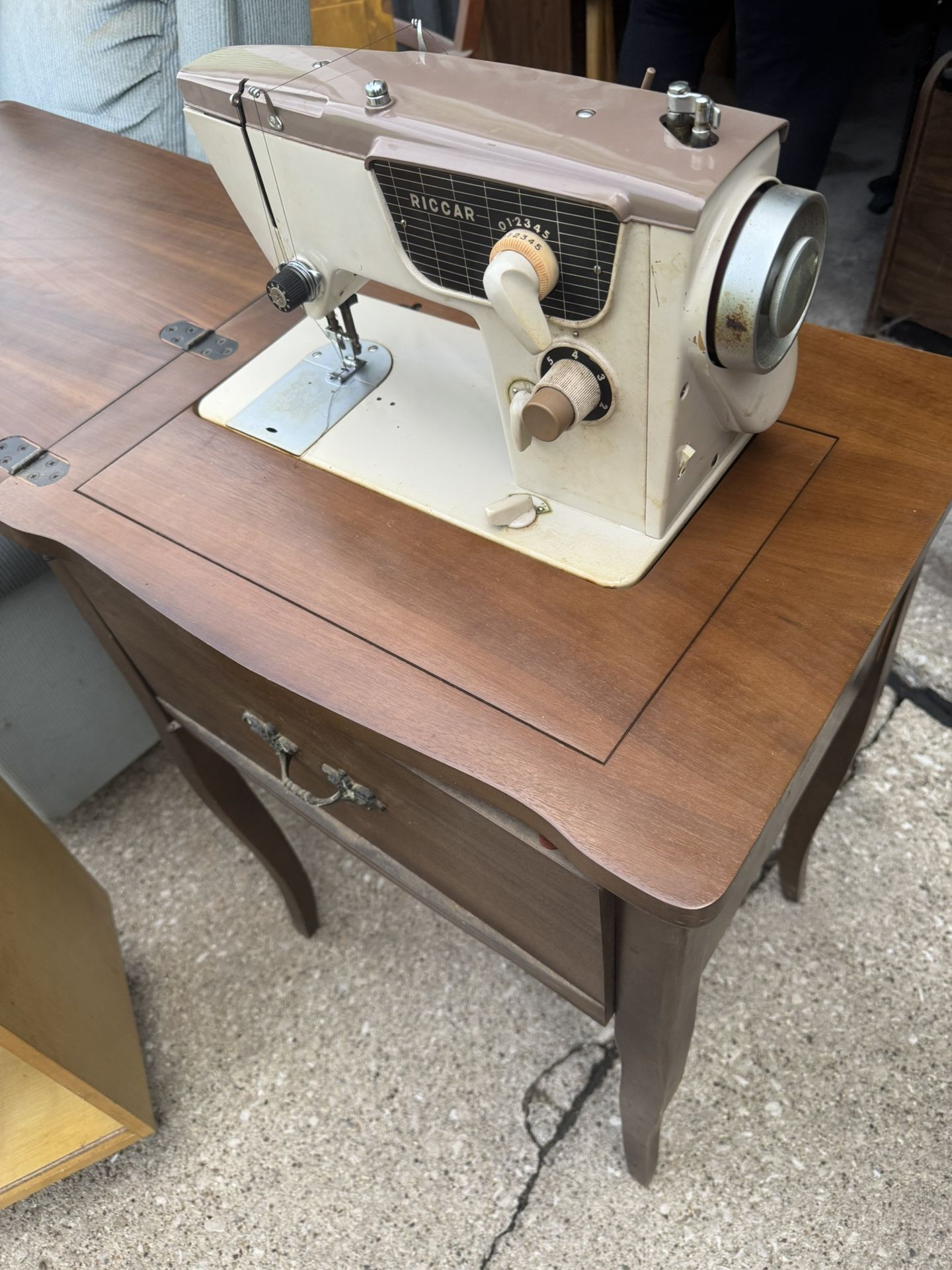 Sewing Machine