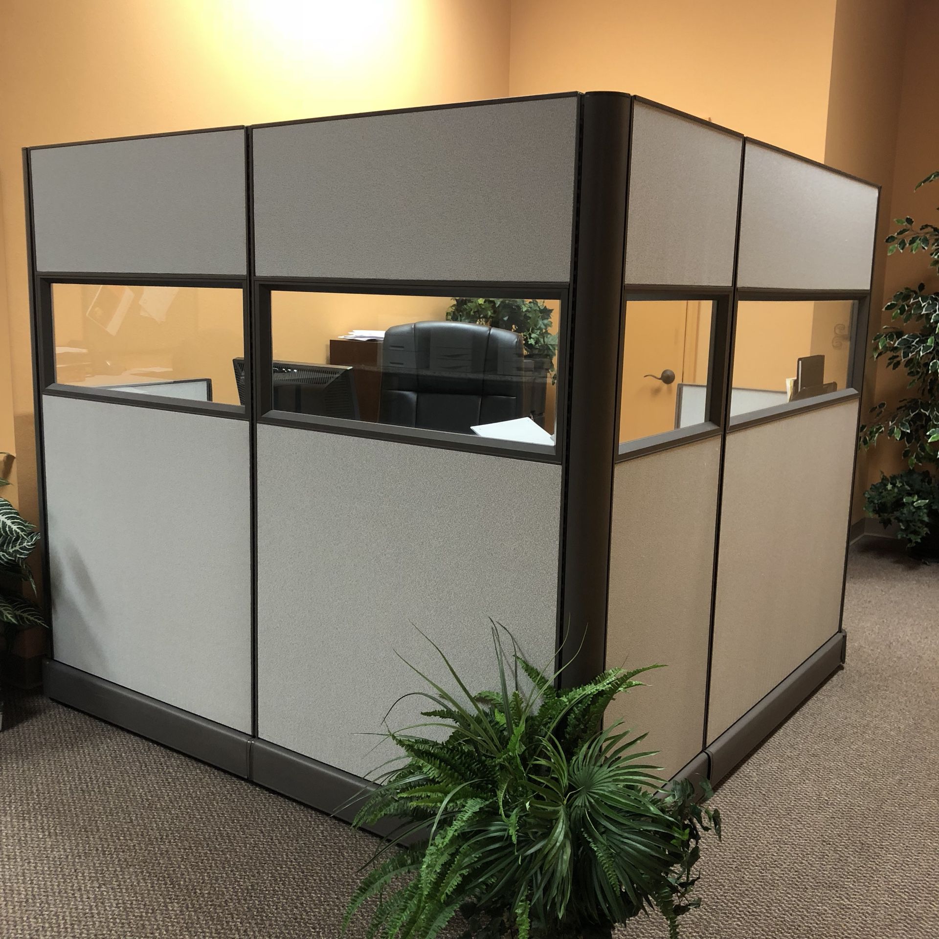 Brand New single 6x6 Office Cubicle with glass stackers.