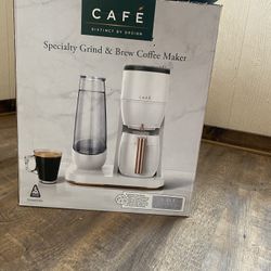 Café Grind and Brew Coffee Maker Single-Serve to 10-Cup Thermal Carafe