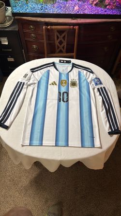 World Cup 2026 ARGENTINA #10 MESSI Large - long sleeve w blue & white stripes