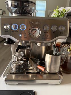 Breville Barista Express Espresso Machine