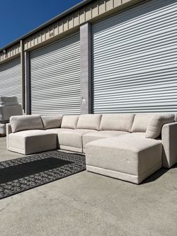 Thomasville Fallon 6-Piece Modular Sectional w/ Ottoman – Like New + Delivery Available 🚚