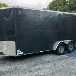 Tráiler Cerrado 