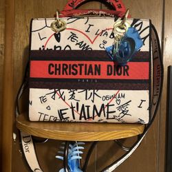 Lady Dior DLite Canvas DiorAmour graffiti Latte Medium Off white Red bag Receipt