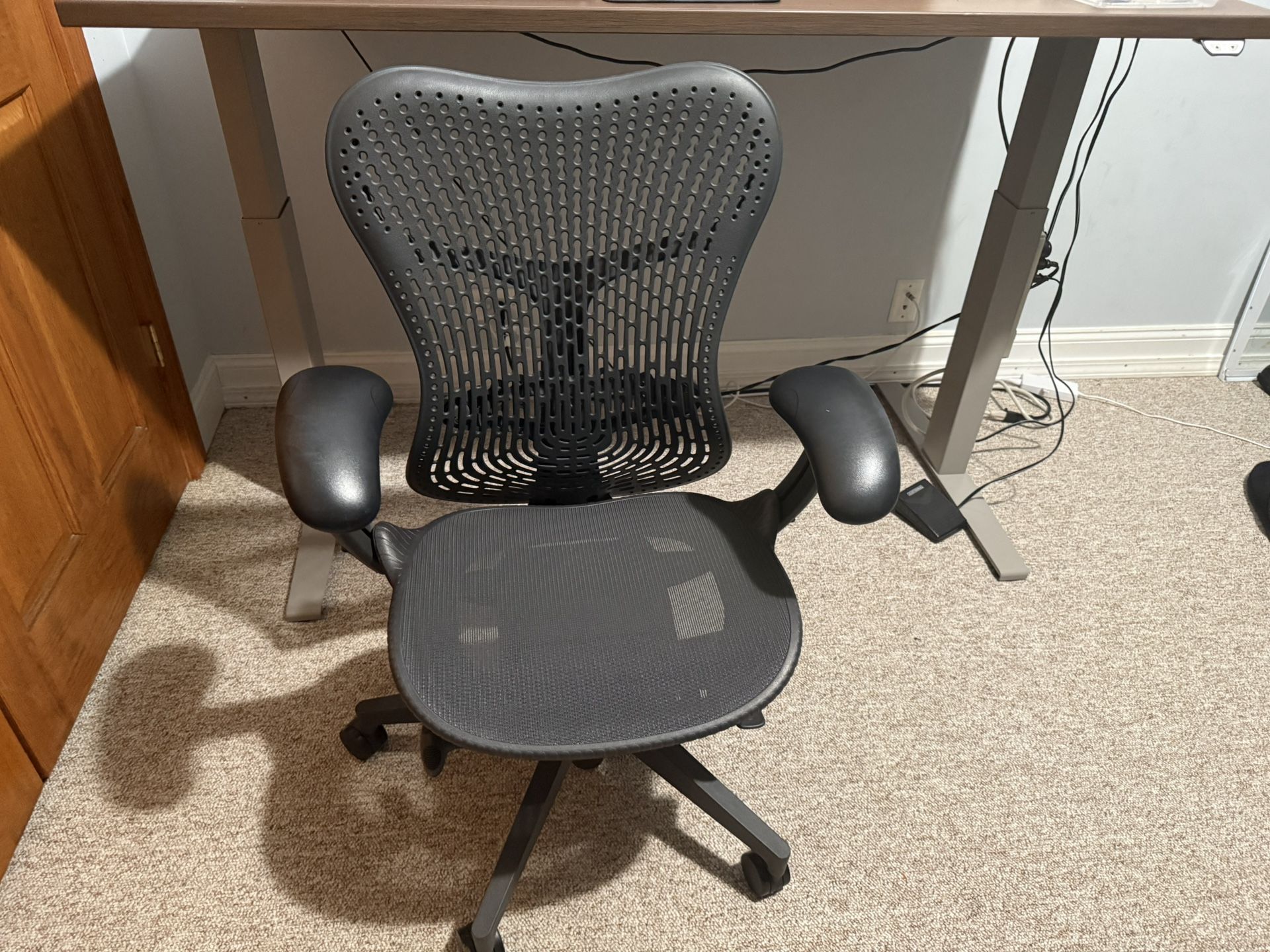 Herman Miller Mirra 2