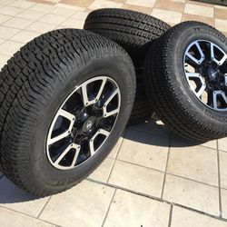 2021 Toyota Tundra TRD Rims Michelin LTX AT2 P275/65/18 NEW