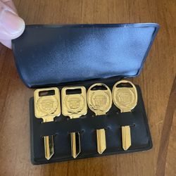 Vintage  GM OEM GOLD CADILLAC  KEYS  C and D 