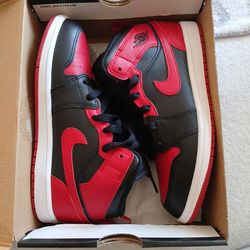 Jordan 1 mid red what and black