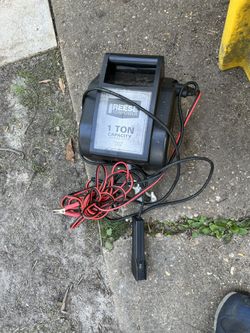 Reese Towpower  1 Ton Capacity Model 70336 Winch