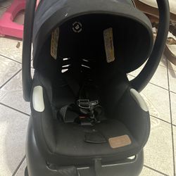 Maxi-cosí Zelia Carseat And Stroller Combo