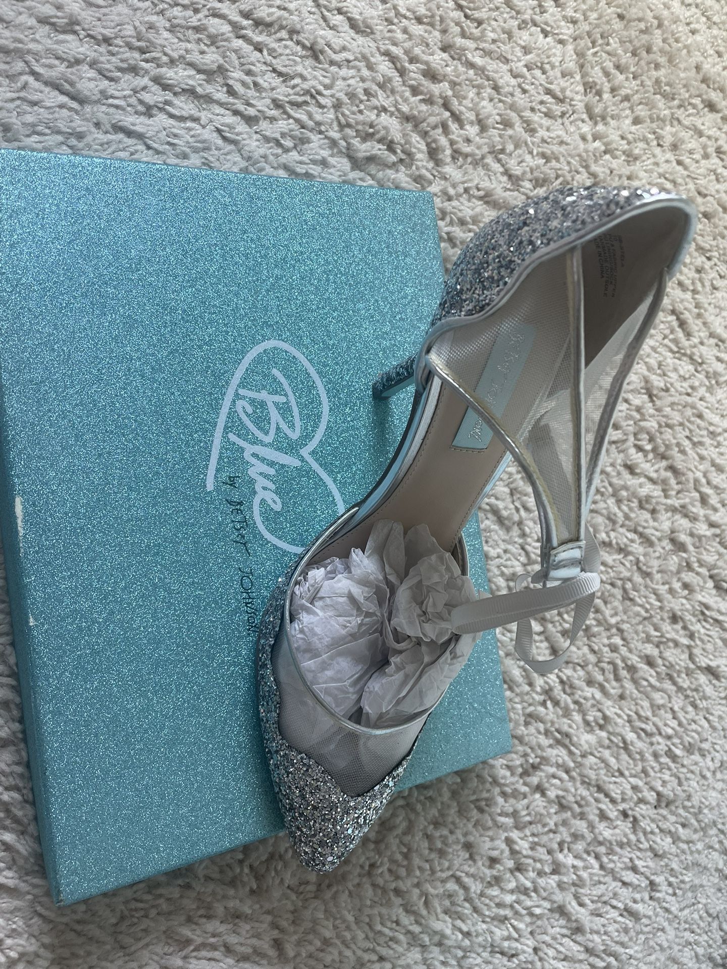 Blue By Betsy Johnson. Stela Dress Pump Silver Size 10