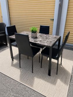 Dining table set with 4 chairs
