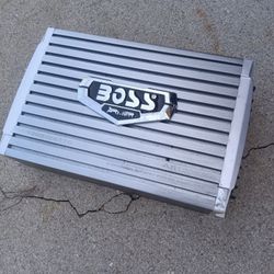 400 Watt Boss Amplifier