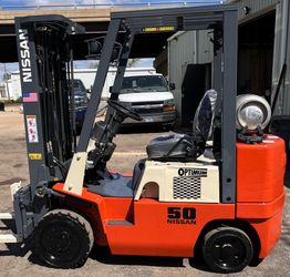Nissan CUJ02A25PV LP Forklift(2004)