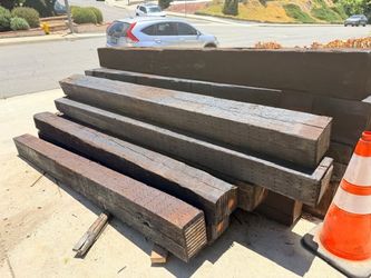 Railroad tie
