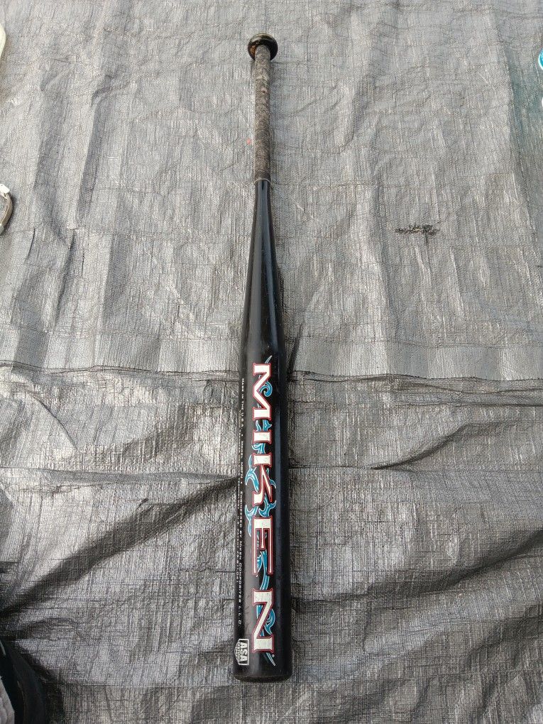 Miken Freak 98 Softball Bat