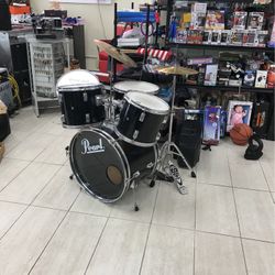 PEARL DRUM SET