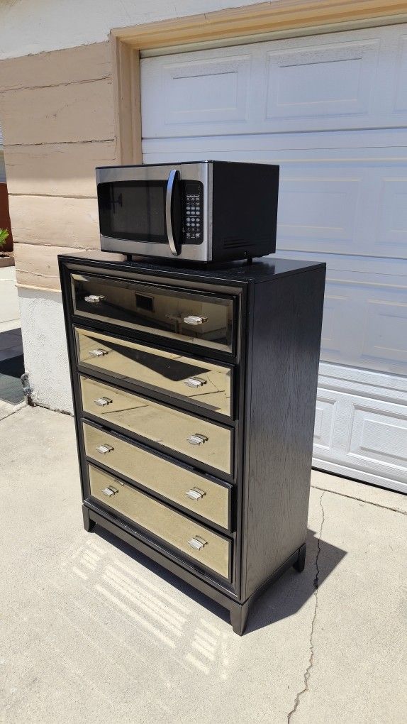 Dresser with Mirror Drawers + Microwave Oven