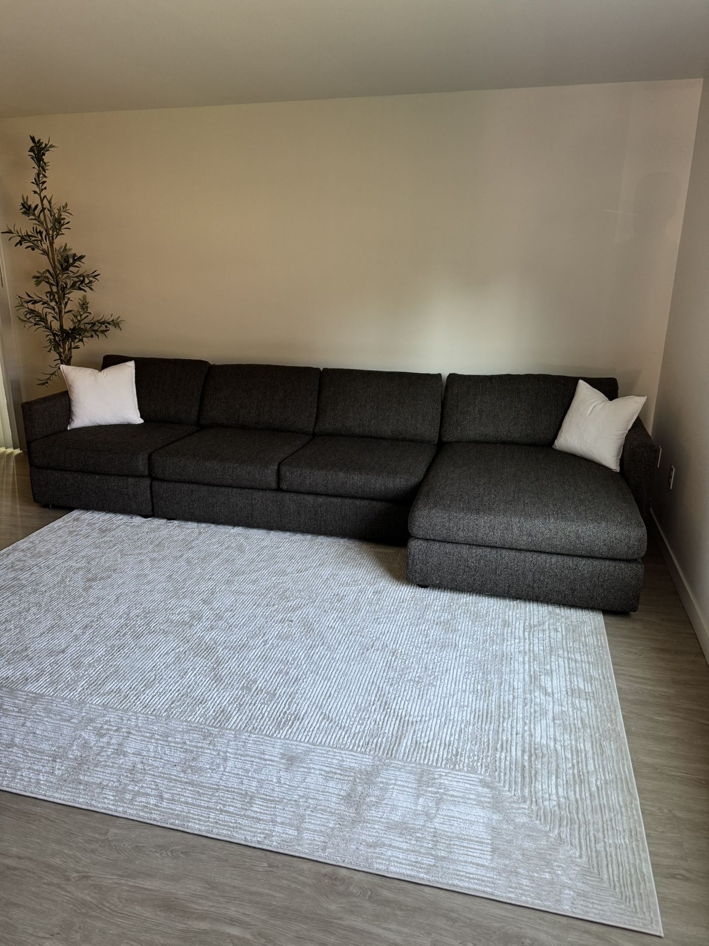 Sectional Couch Like New