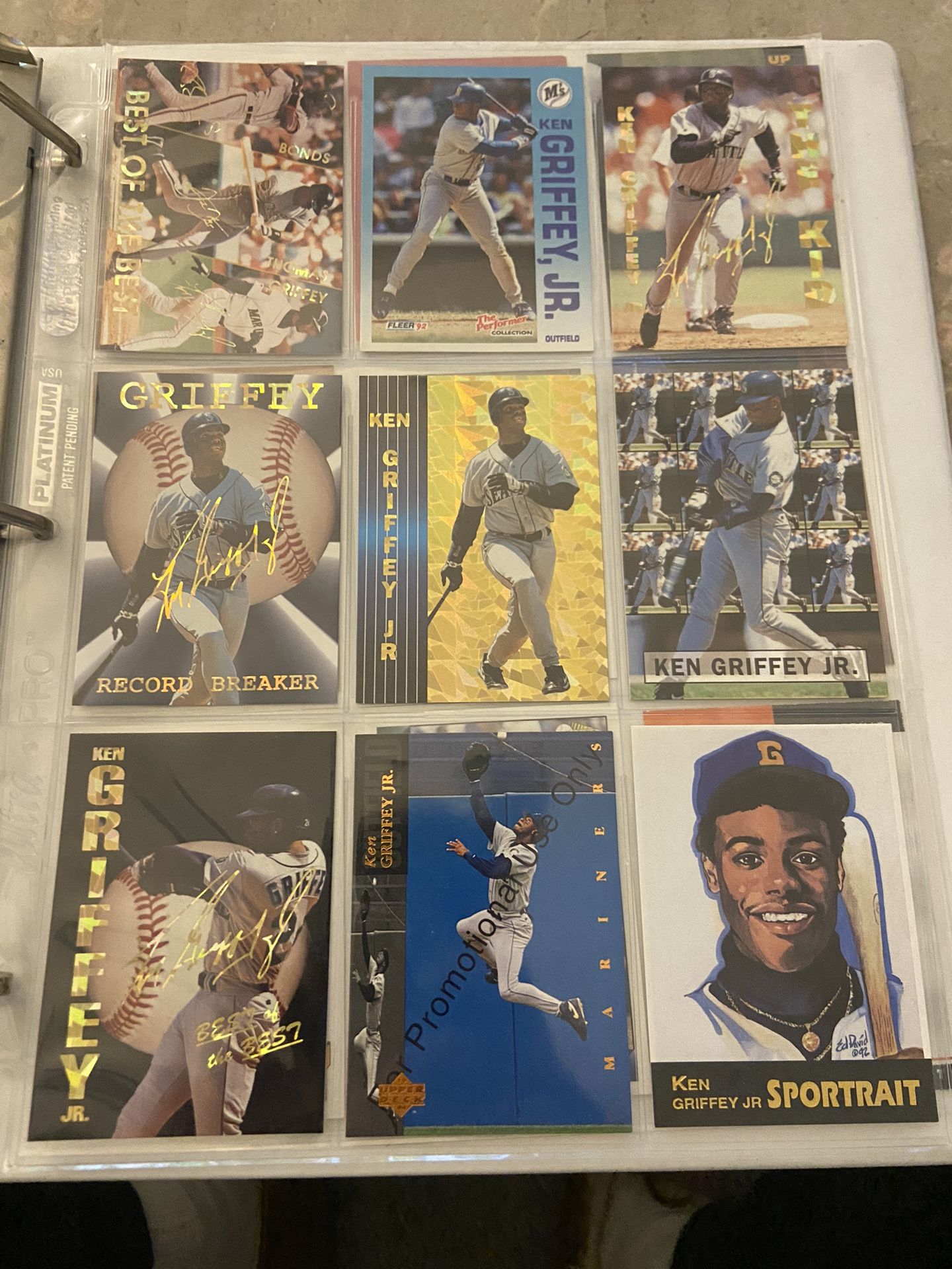 99 Ken Griffey Jr Cards - Lot Of Ken Griffey