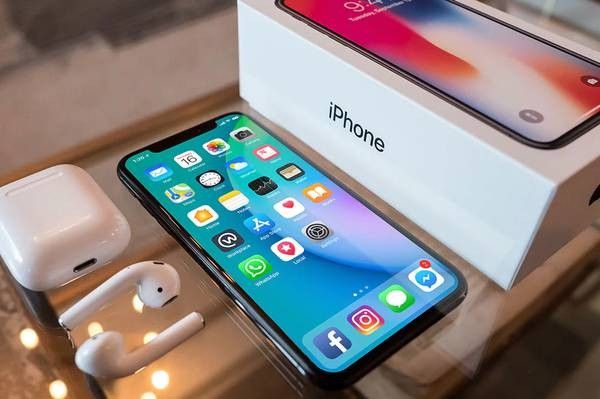 NEW APPLE IPHONE X 256GB UNLOCKED VERIZON AT&T T-MOBILE CRICKET METRO