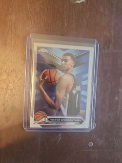 2023-24 Topps Chrome - Victor Wembanyama #1 (RC)